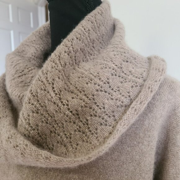 Garnet Hill 100% Cashmere Sweater Small Beige Tan Cowl Neck Textured Knit Sleeve - Picture 4 of 9